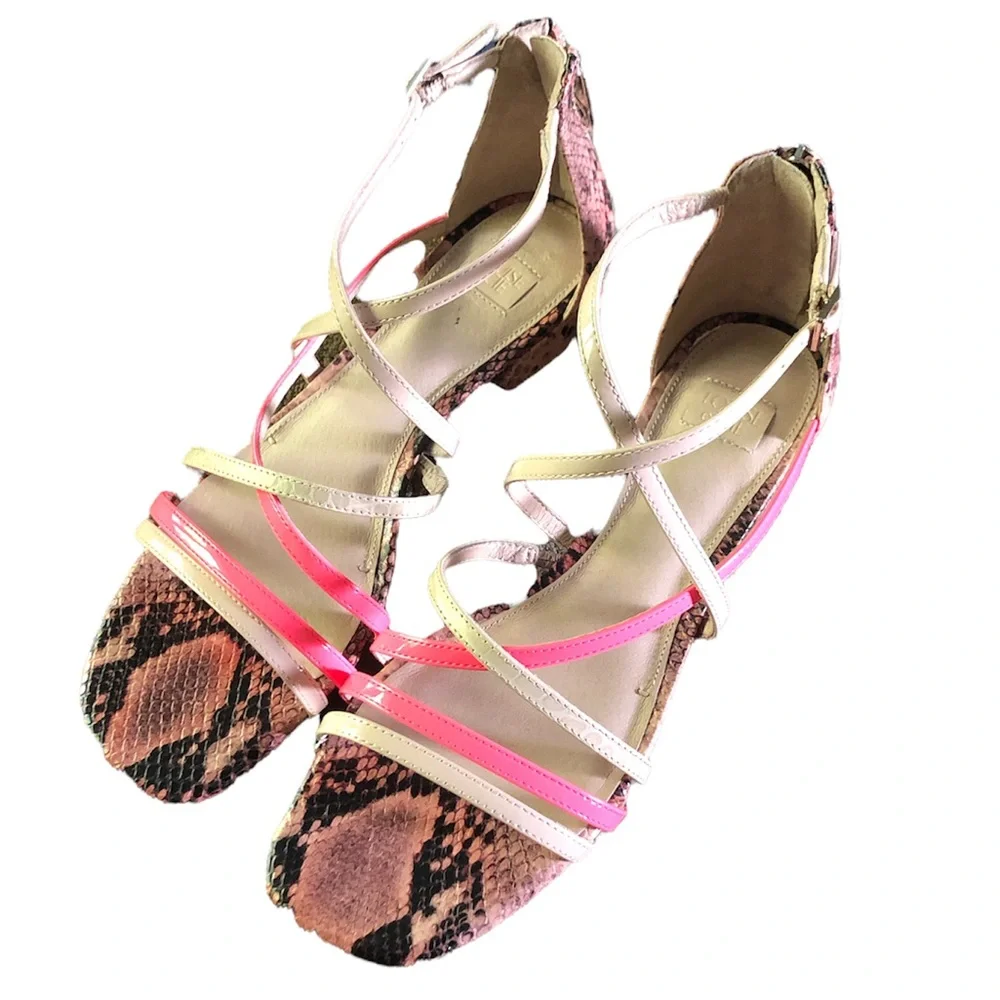 Louise et Cie NWOT Lo-eleri neon pink snakeskin sandals